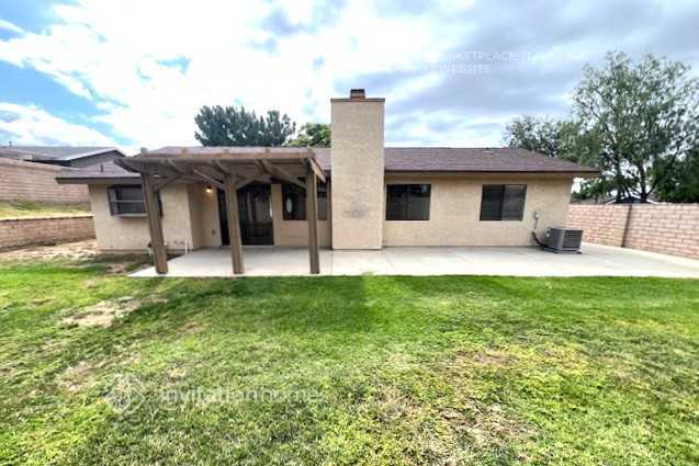Building Photo - 2103 Bellwood Cir