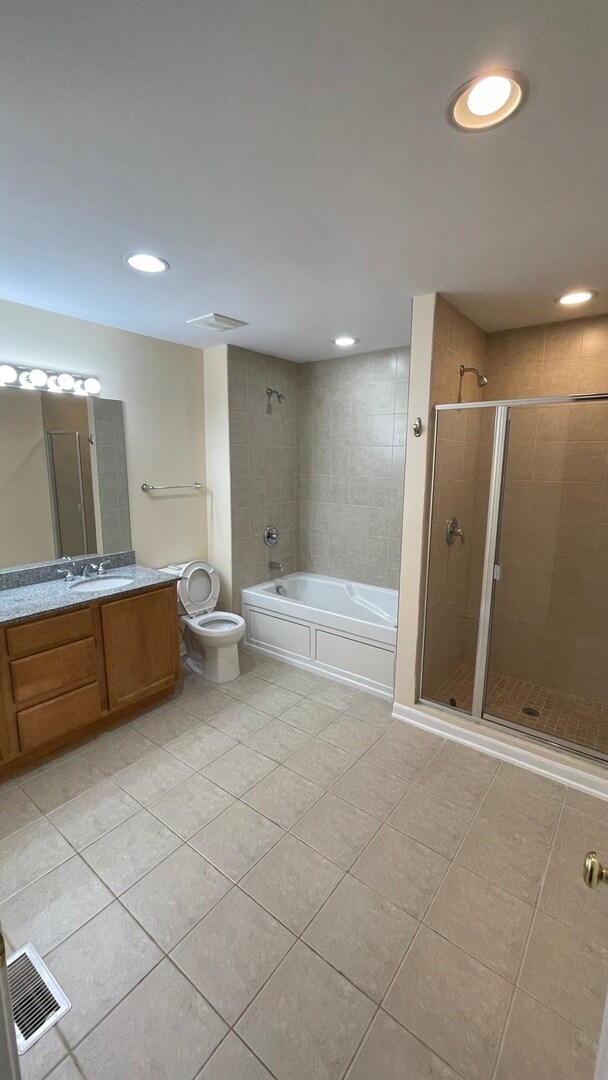 Building Photo - 1723 Wildberry Dr