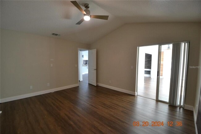 Building Photo - 2212 Stonemill Dr