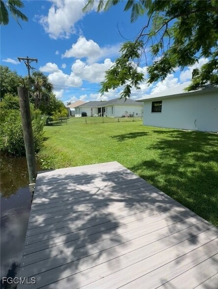 Building Photo - 2241 Club House Rd