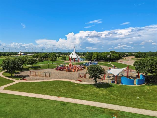 Building Photo - 1706 Clear Springs Dr