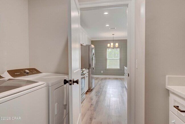Building Photo - 4447 Huckleberry Ln