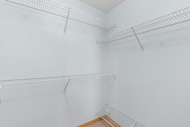 Building Photo - 3 Bedroom, 2 Bathroom Home in Republic Sch...