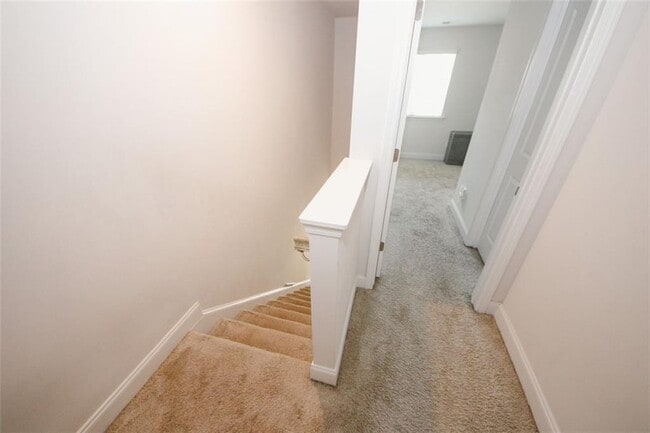 Building Photo - 10162 Benton Woods Dr