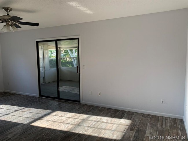 Building Photo - 3404 Juniper Dr