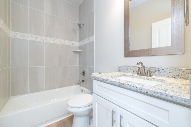 Building Photo - Brand new duplex for rent !