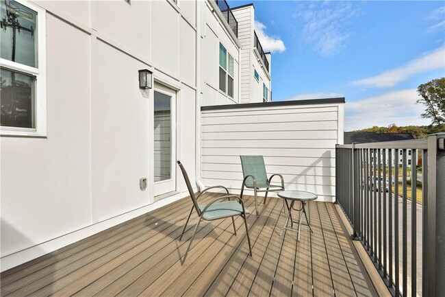 Building Photo - 2549 Astaire Ct NW