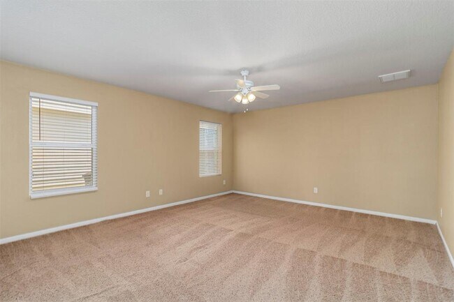 Building Photo - 3318 Apple Dale Dr