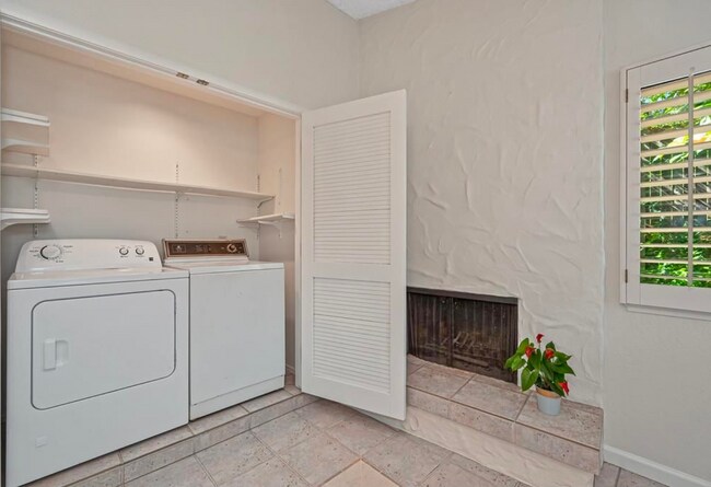 Building Photo - Beautiful 3-Bedroom Home in North Auburn's Sierra Foothills