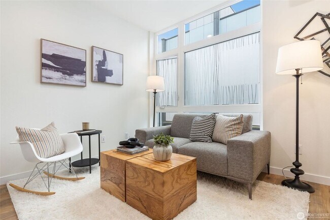 Building Photo - 2Bd/2Ba Seattle Townhouse