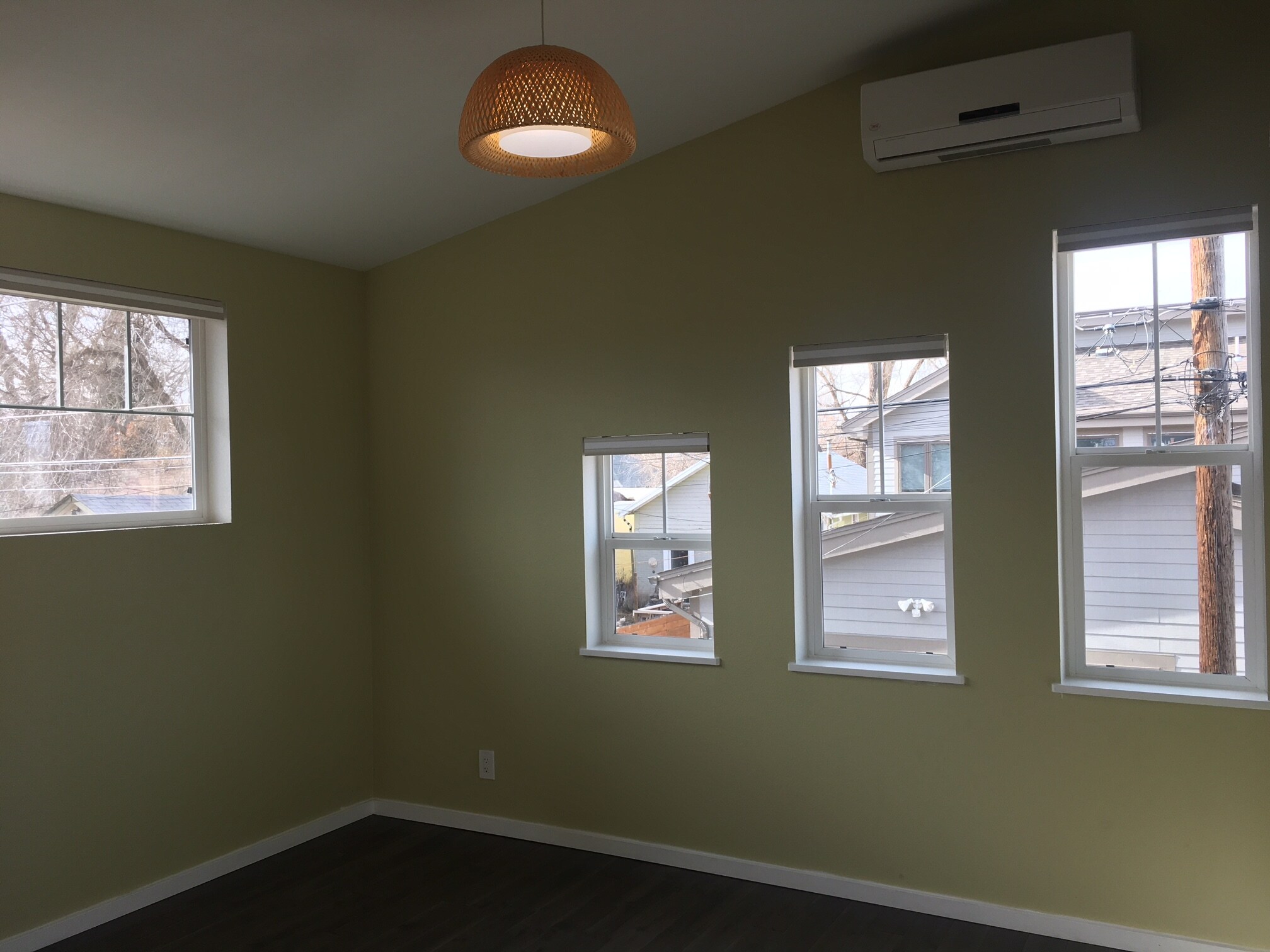 Building Photo - 2443 S Acoma St
