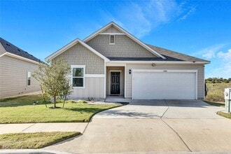 Building Photo - 13004 Titanium St