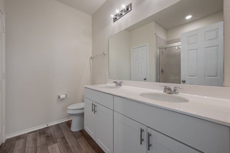 Building Photo - 241 Pivot Dr