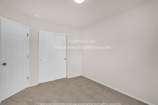 Building Photo - 16255 SW Whistling Swan Ln