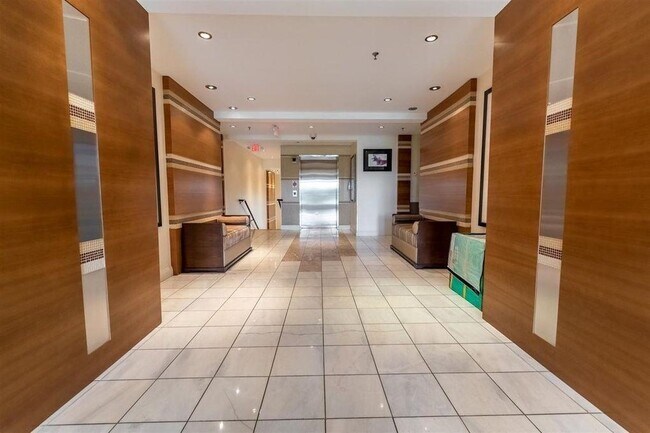 Building Photo - 15 Freedom Way