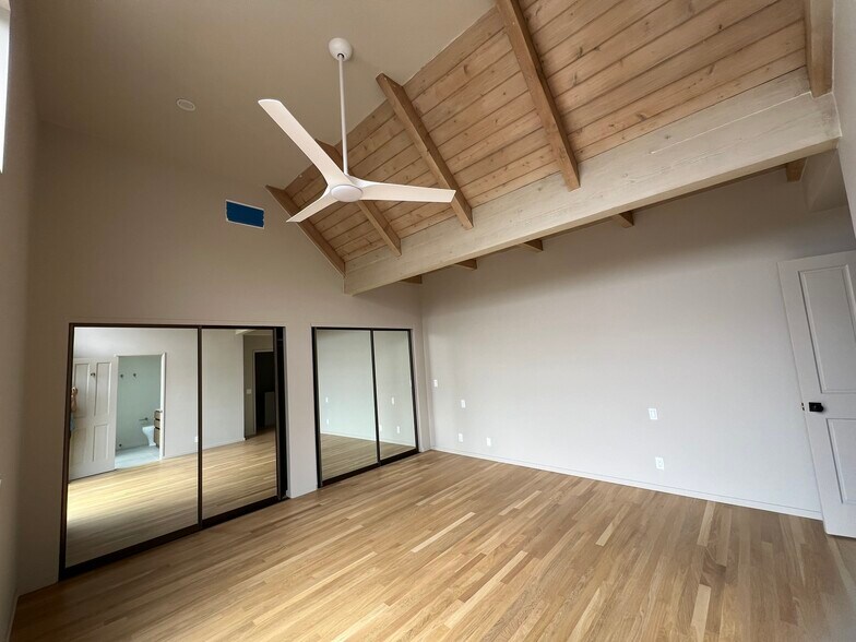 2F Primary Bedroom - 1034 18th St