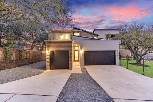 Building Photo - 2401 Trailside Dr