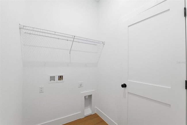 Building Photo - 6531 SW 131 Pl