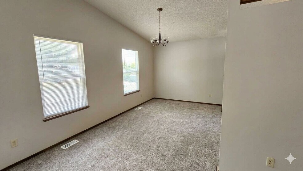 Building Photo - 5060 Horseshoe Bend St