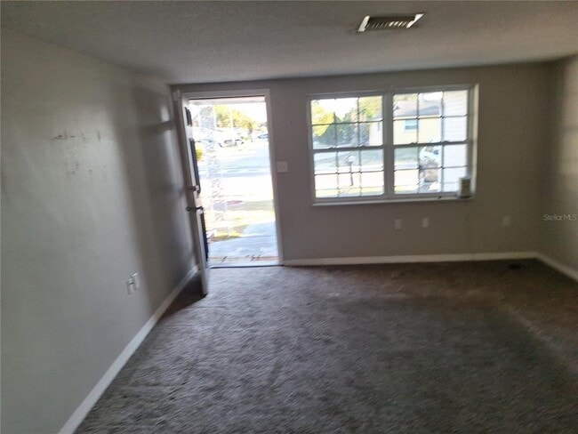 Building Photo - 7435 San Miguel Dr