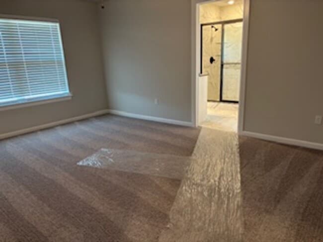 Building Photo - Beautiful New Home!