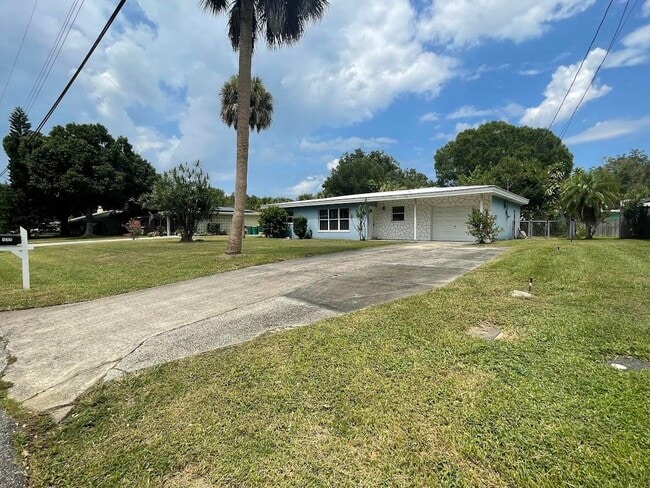 Building Photo - 177 E Laila Dr