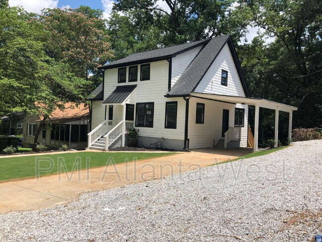 Building Photo - 874 Rochelle Dr SW