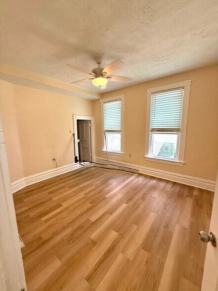 Bedroom - 1054 Vance Ave