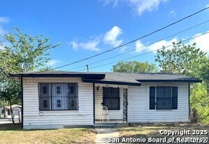 Primary Photo - 601 Sterling Dr