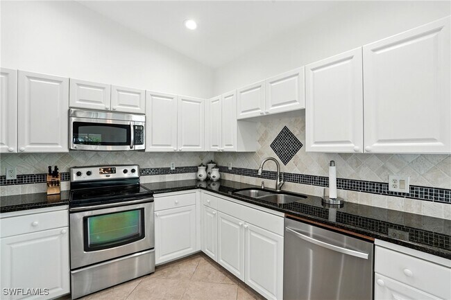 Building Photo - 7092 Timberland Cir