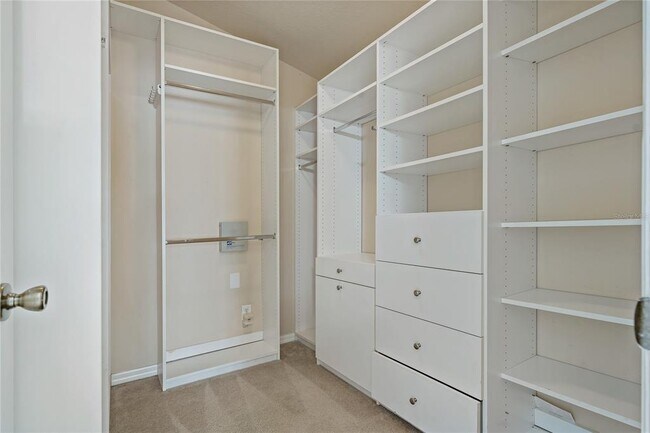 Building Photo - 8211 Canyon Creek Way