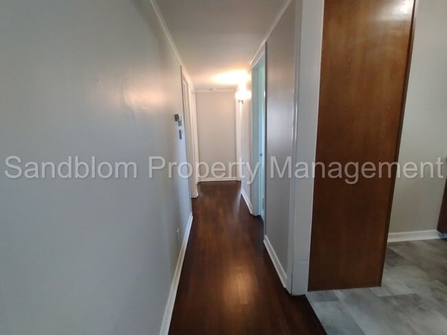 Building Photo - For Lease | Tulsa | Available Now!