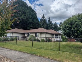 Building Photo - 3705 NE 157th Ave