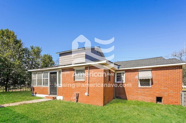 Building Photo - 1279 Ramona Ave