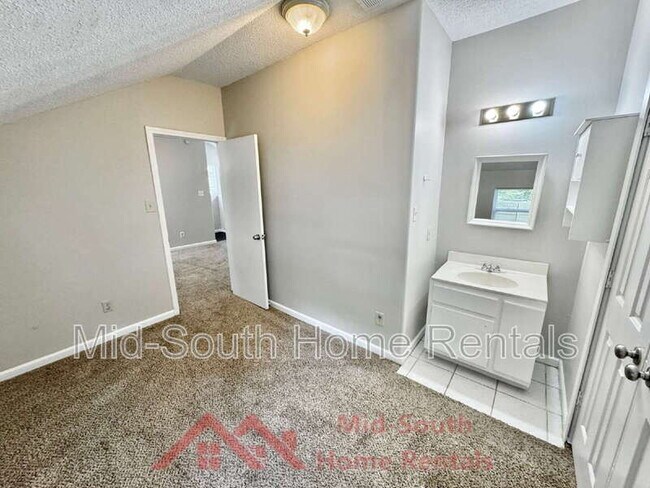 Building Photo - 3569 Douglass Ave