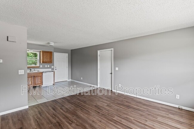 Building Photo - 8580 Kill Creek Rd