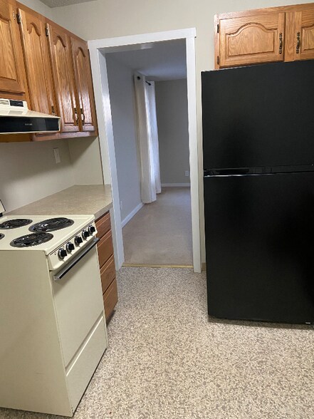 Building Photo - 319 Portz Ave