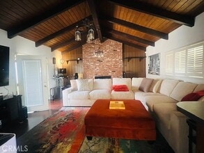 Building Photo - 15744 Marlinton Dr