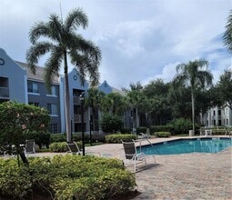 Building Photo - Elegant 2bedrooms 2 bathrooms