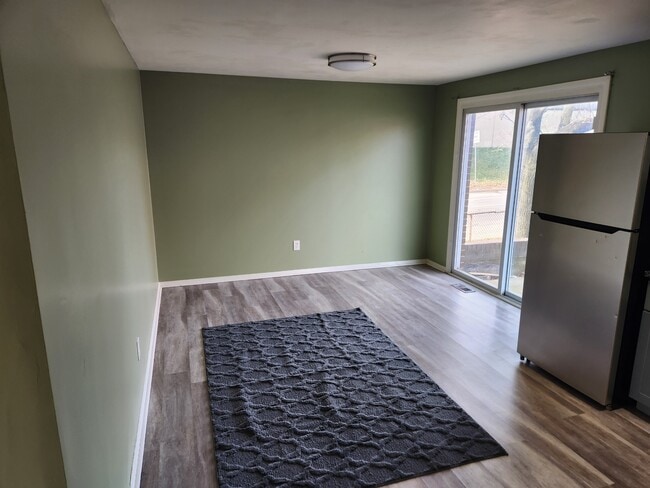 Building Photo - 1148 N Franklin St