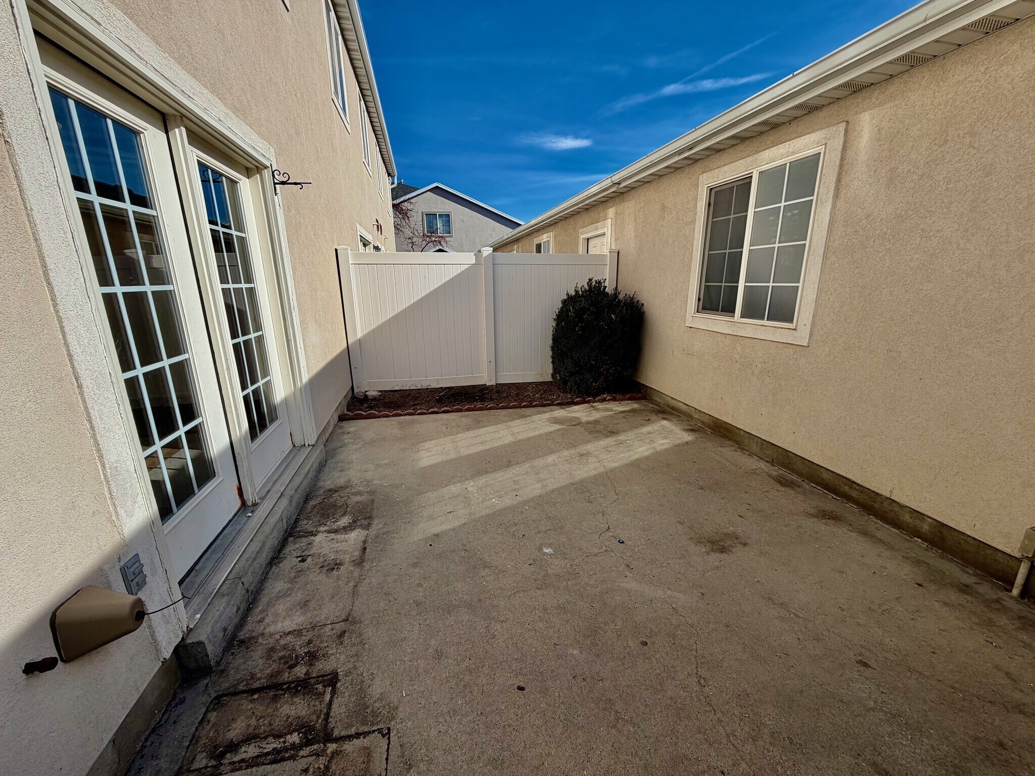 Building Photo - 88 Hampton Pl