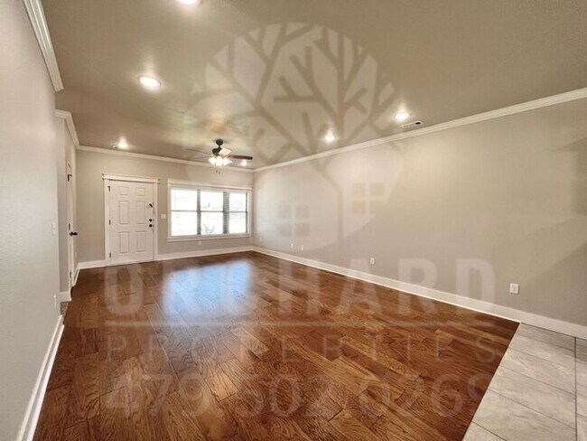 Building Photo - Tontitown | Dalton Plan- 3 Bed/ 2 Bath w/ ...