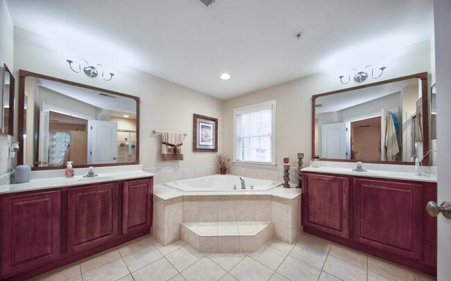 Building Photo - 15806 Copper Beech Dr