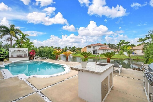 Building Photo - 3586 SW 143rd Ave