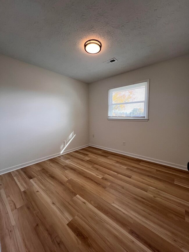 Building Photo - 1602 Astaire Ct