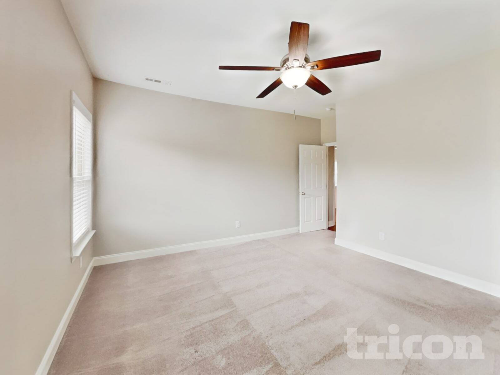 Building Photo - 1363 Coates Ln