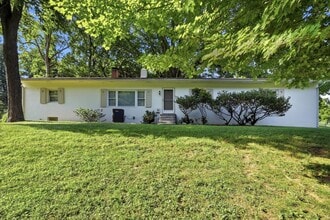 Building Photo - 1605 Brintons Bridge Rd