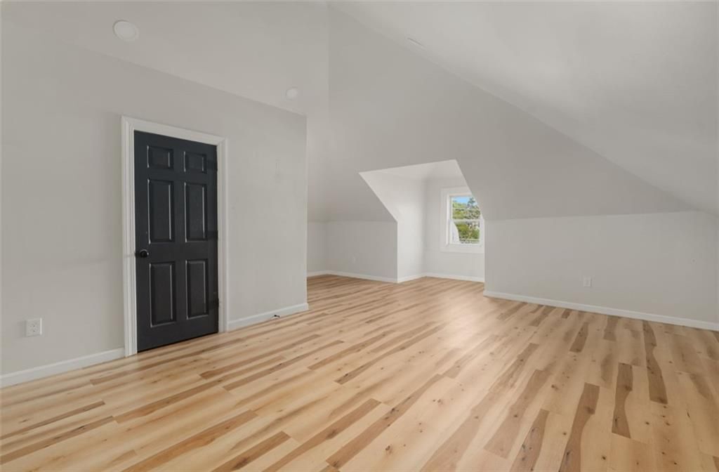 Building Photo - 460 Smithfield Ave