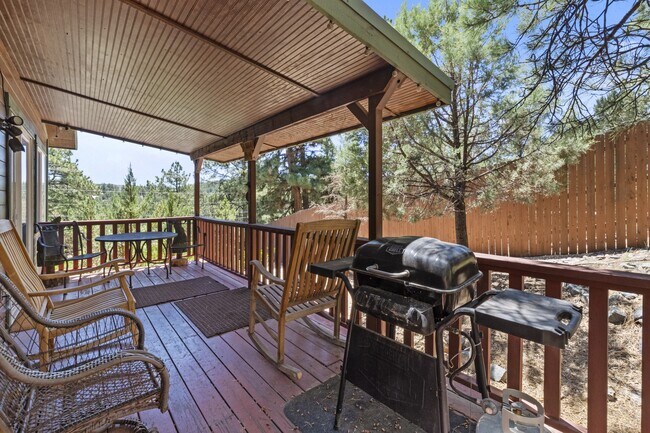 Building Photo - 307 Heath Dr