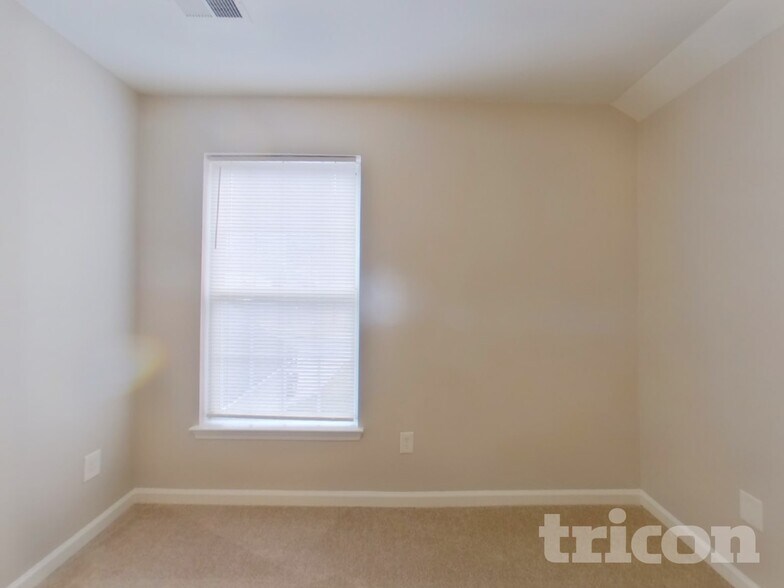 Building Photo - 337 Winding Canyon Dr